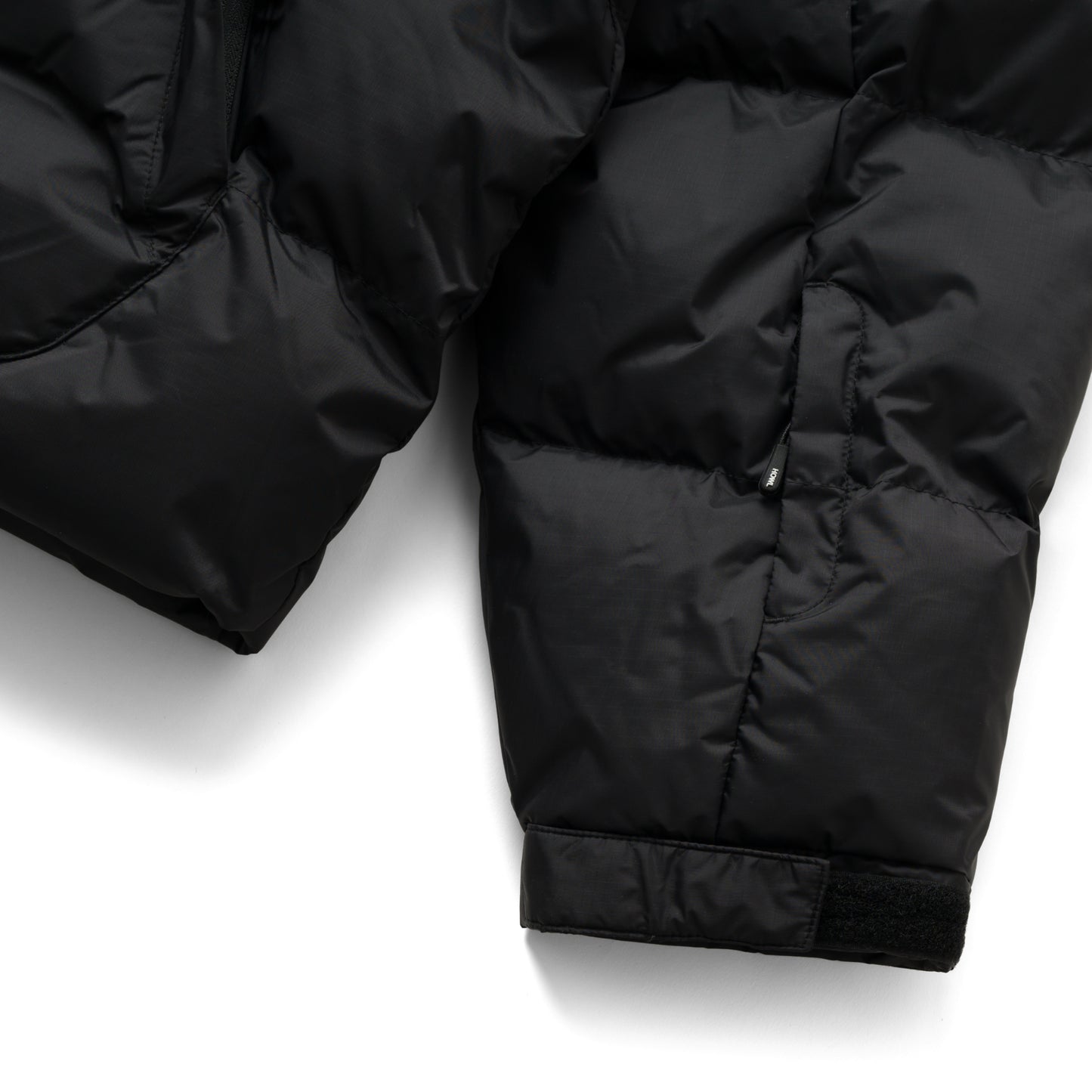 PUFFY JACKET (BLACK)