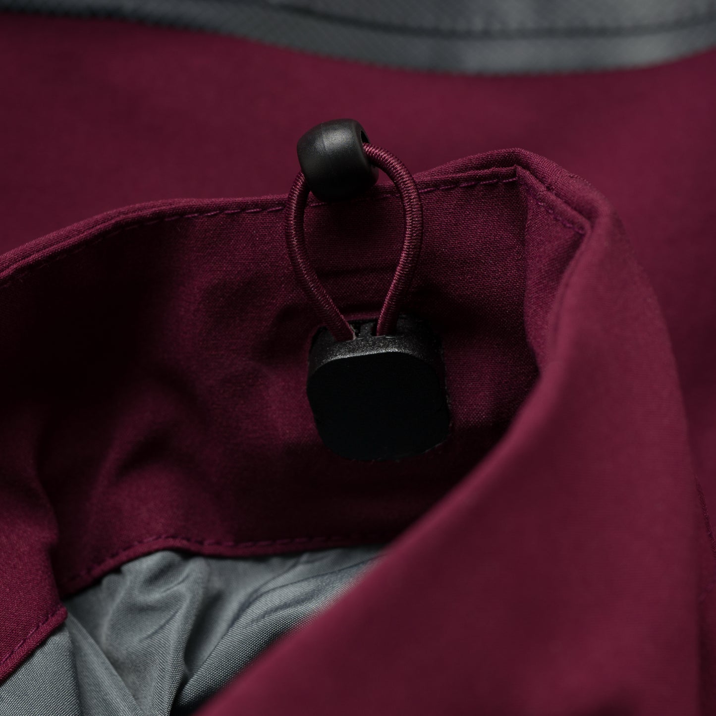 TAPED JACKET (BURGANDY)